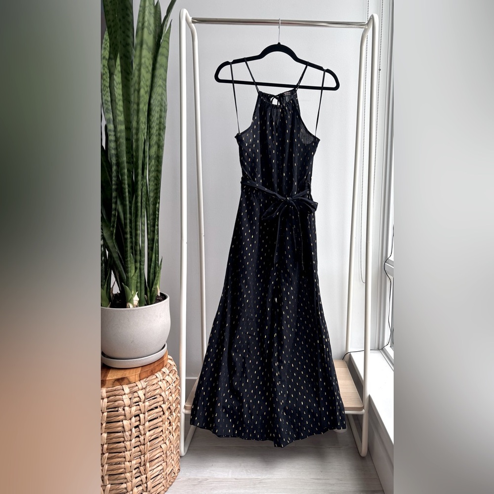 FOREVER 21 | Black Linen Feel Jumpsuit with Metallic Gold Threading M